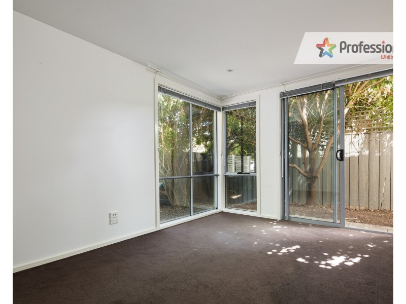 1/7 Beach Avenue, Elwood VIC 3184
