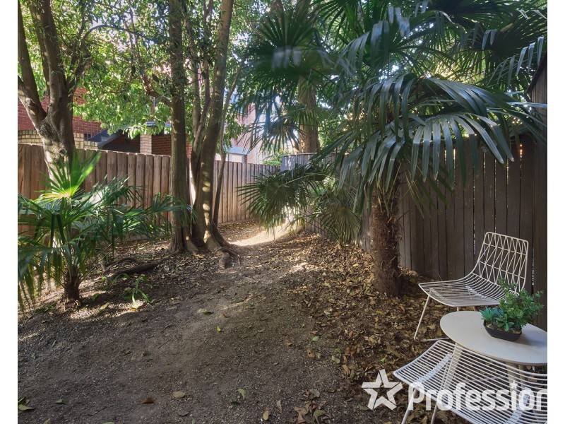 6/180 Barkly Street, St Kilda VIC 3182