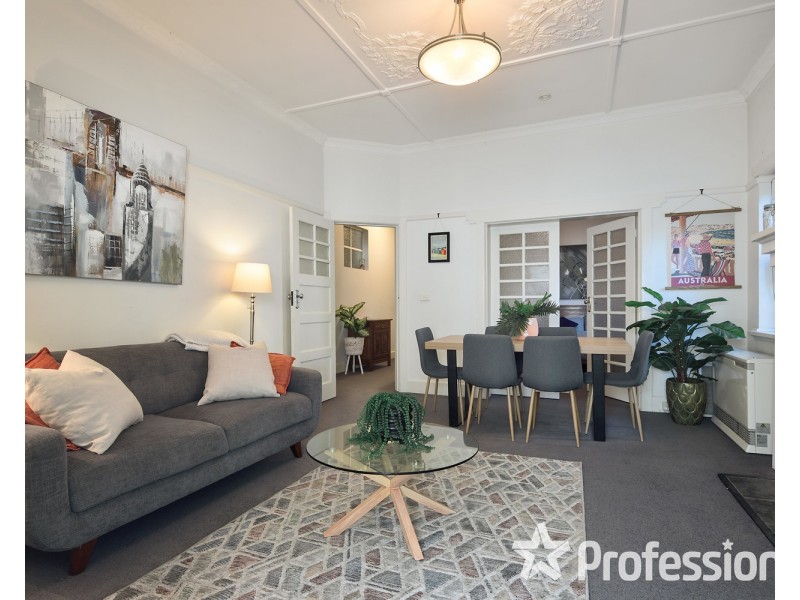 2/92 Barkly Street, St Kilda VIC 3182