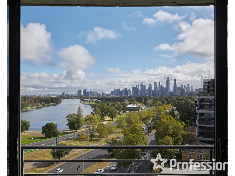 1001/81 Queens Road, Melbourne VIC 3004