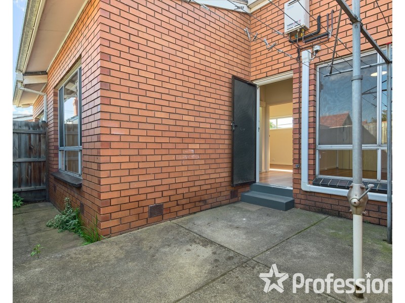 2/26 Clifton Grove, Preston VIC 3072