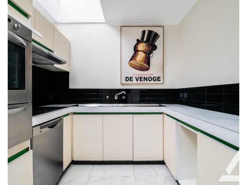 6/44 Marine Parade, St Kilda VIC 3182