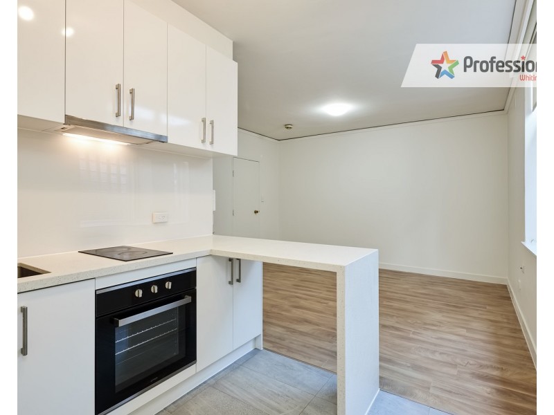2/239 Canterbury Road, St Kilda VIC 3182