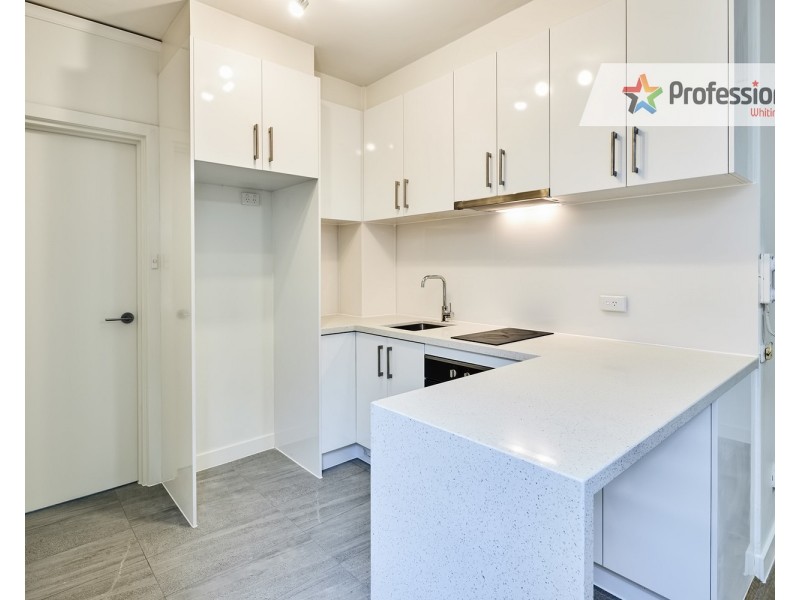 2/239 Canterbury Road, St Kilda VIC 3182