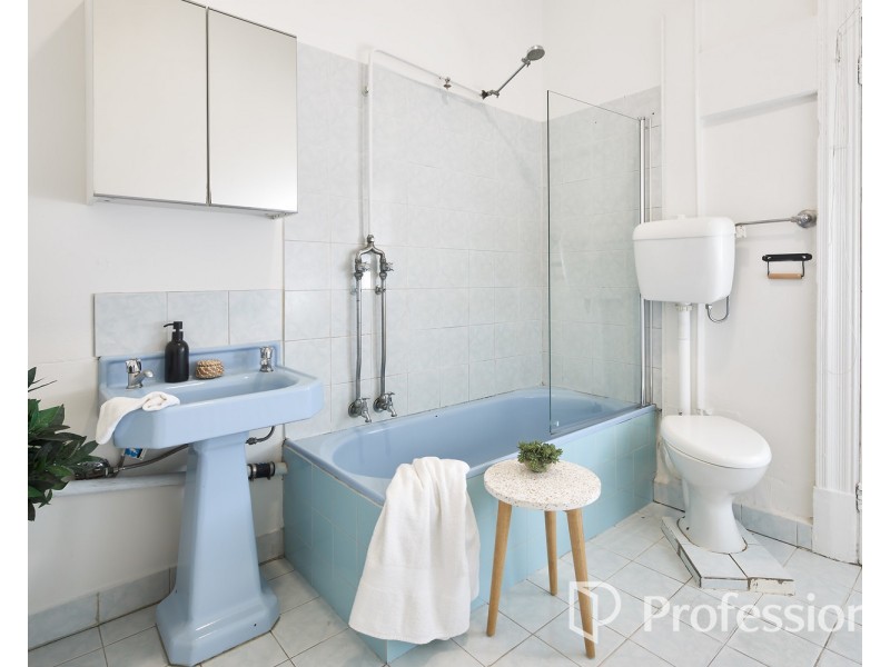 2 Mozart Street, St Kilda VIC 3182