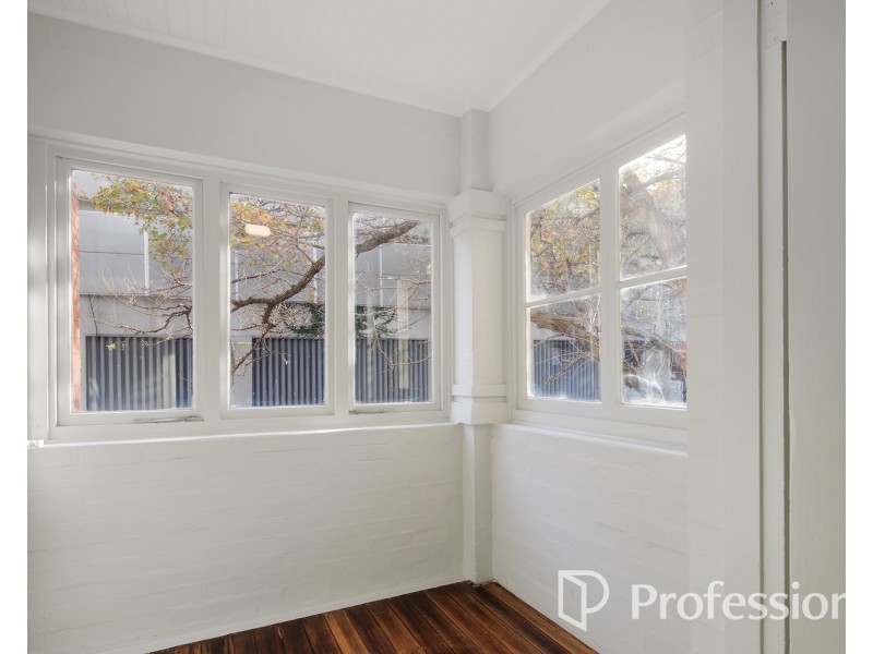 2/5 Jackson Street, St Kilda VIC 3182