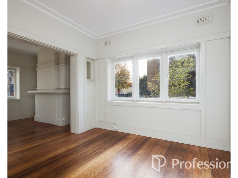 2/5 Jackson Street, St Kilda VIC 3182