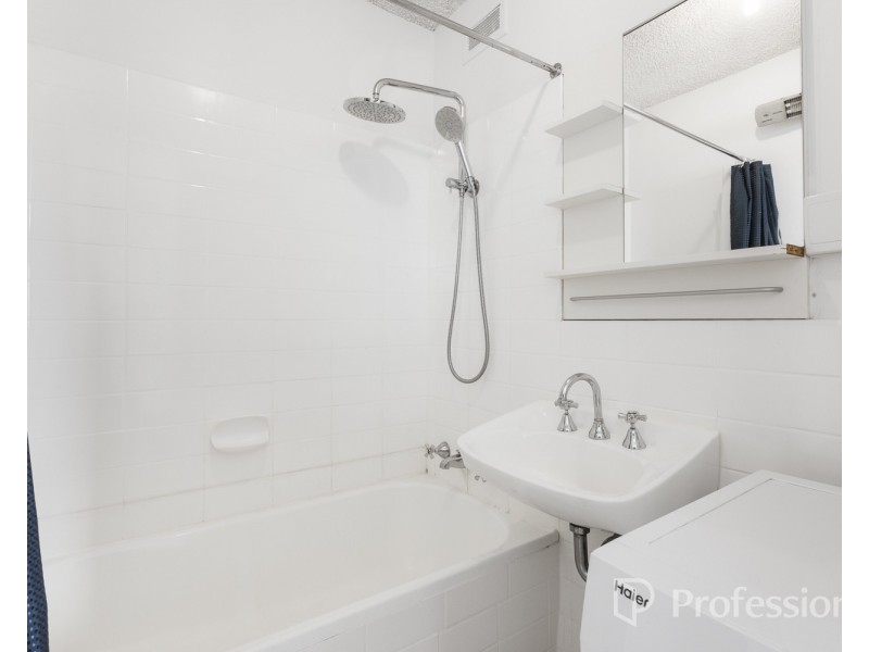 62/3 Alfred Square, St Kilda VIC 3182