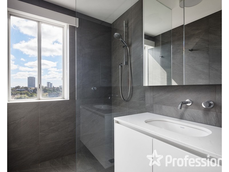 71/3 Alfred Square, St Kilda VIC 3182