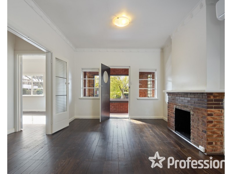 1/49A Tennyson Street, Elwood VIC 3184