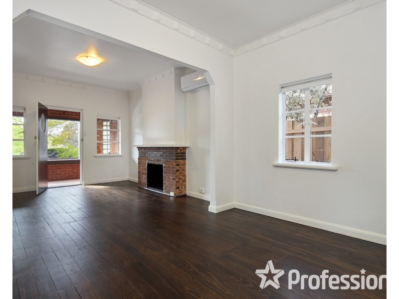 1/49A Tennyson Street, Elwood VIC 3184