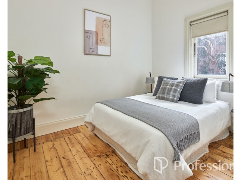 2/33 Grey Street, St Kilda VIC 3182