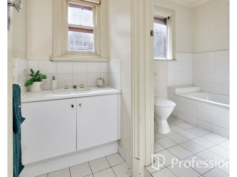 2/33 Grey Street, St Kilda VIC 3182