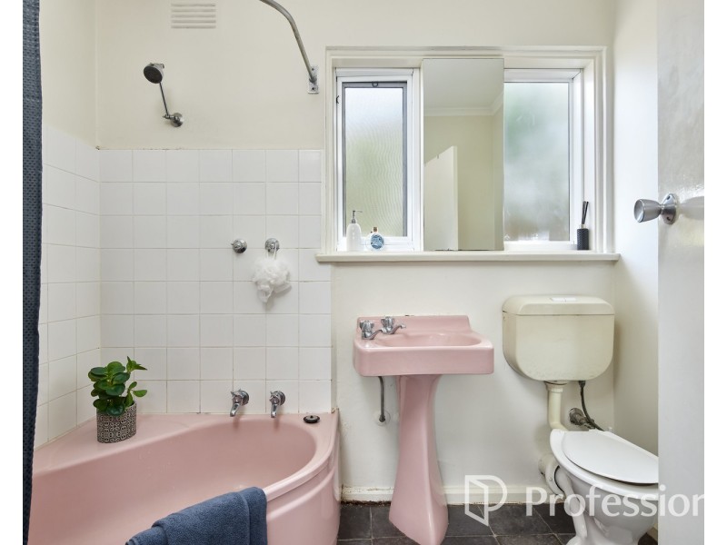 11/23 Robe Street, St Kilda VIC 3182