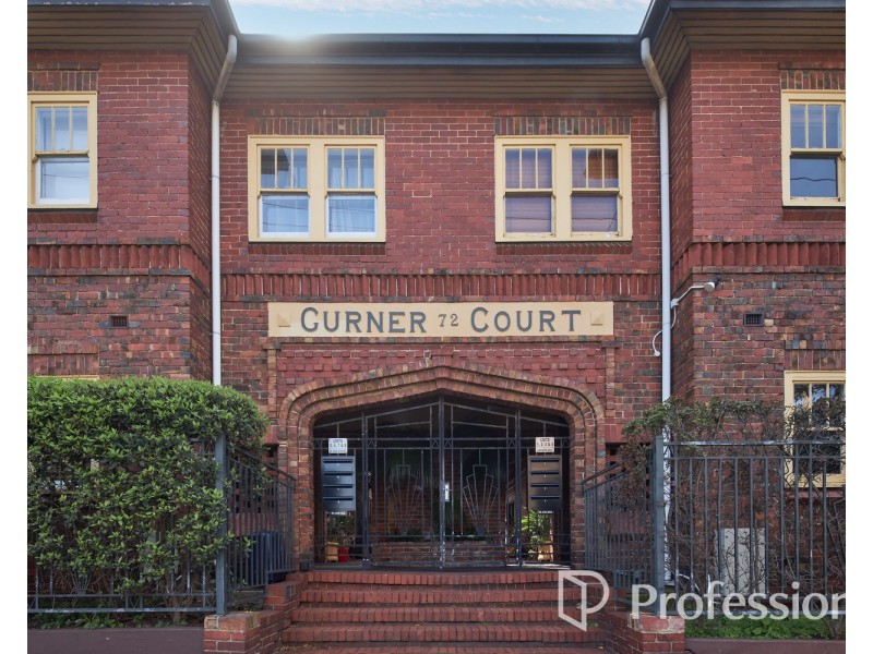 2/72 Grey Street, St Kilda VIC 3182