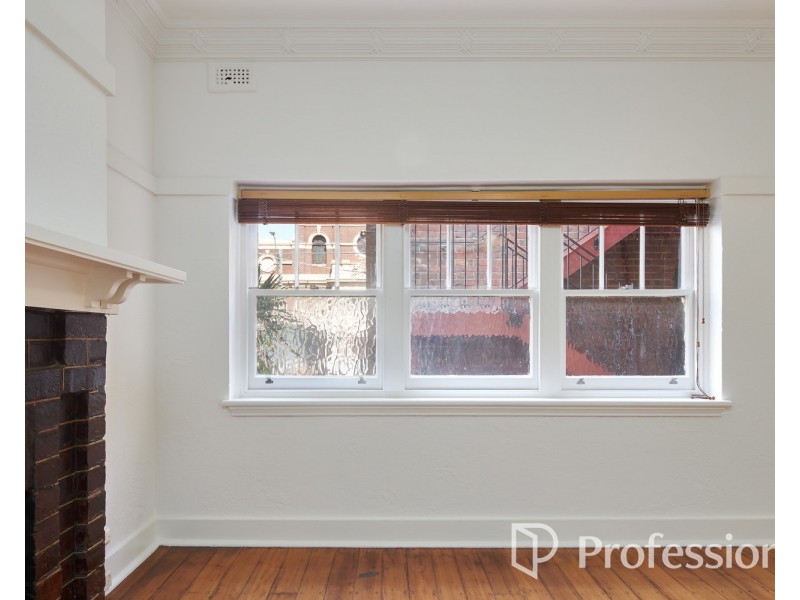 2/72 Grey Street, St Kilda VIC 3182