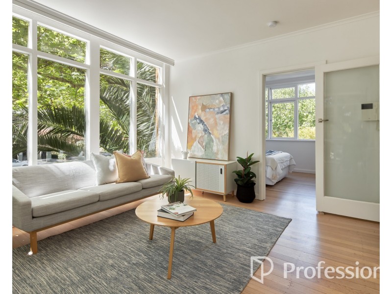 2/64 Broadway, Elwood VIC 3184