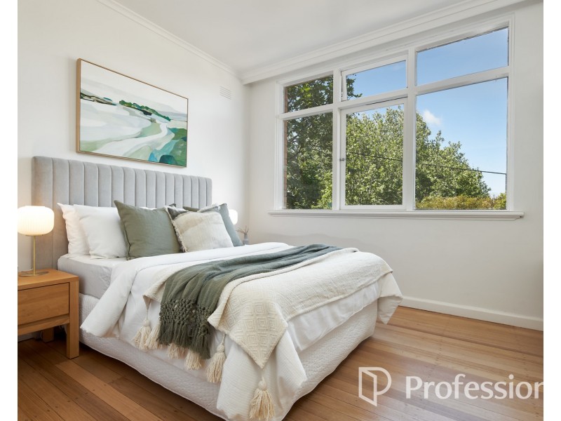 2/64 Broadway, Elwood VIC 3184