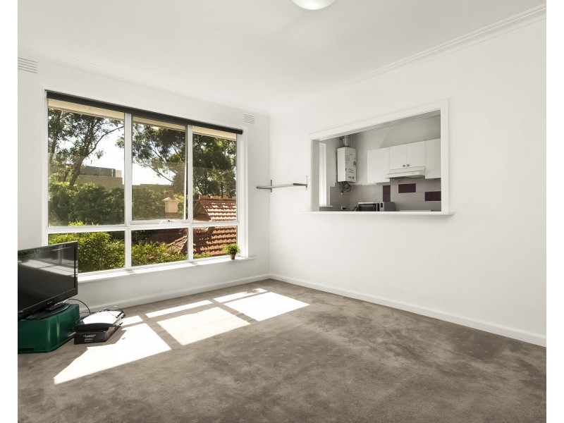 10/8 St Leonards Avenue, St Kilda VIC 3182