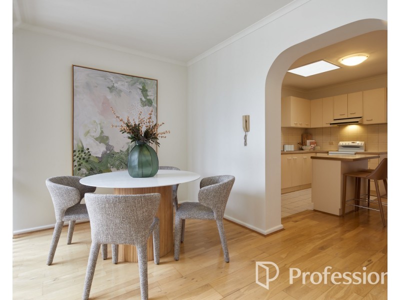 8/6  Yorston Court, Elsternwick VIC 3185