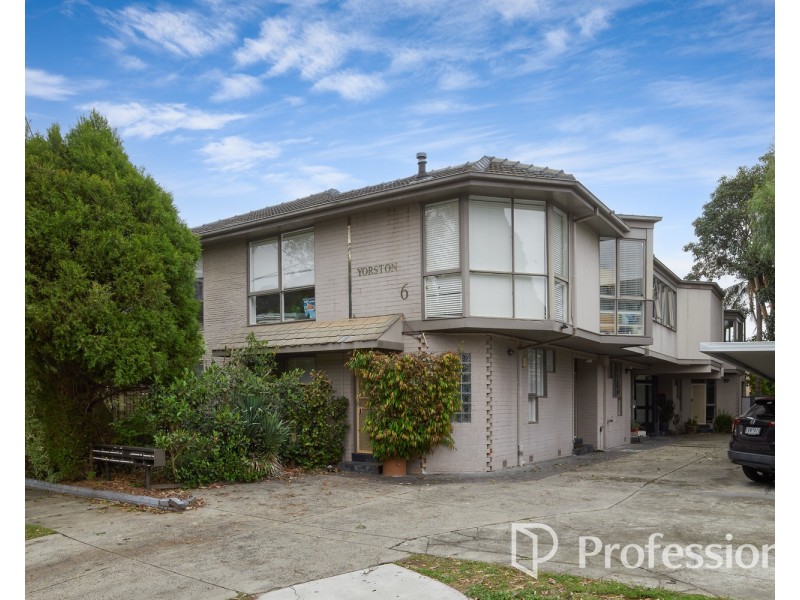8/6  Yorston Court, Elsternwick VIC 3185