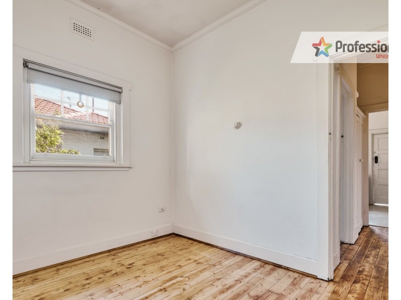 8/6 Westbeach Road, St Kilda VIC 3182