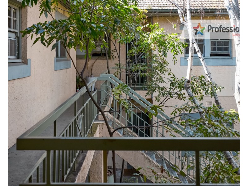8/6 Westbeach Road, St Kilda VIC 3182