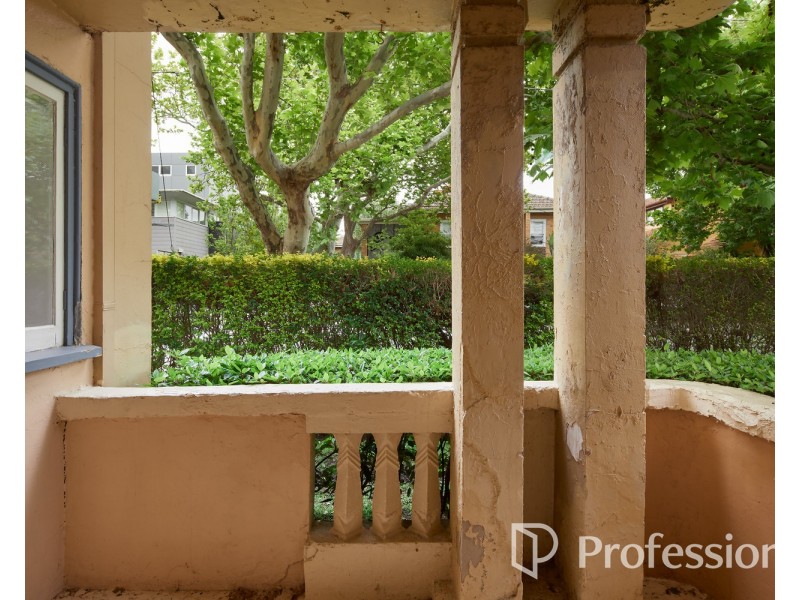 1/33 Kingsley Street, Elwood VIC 3184