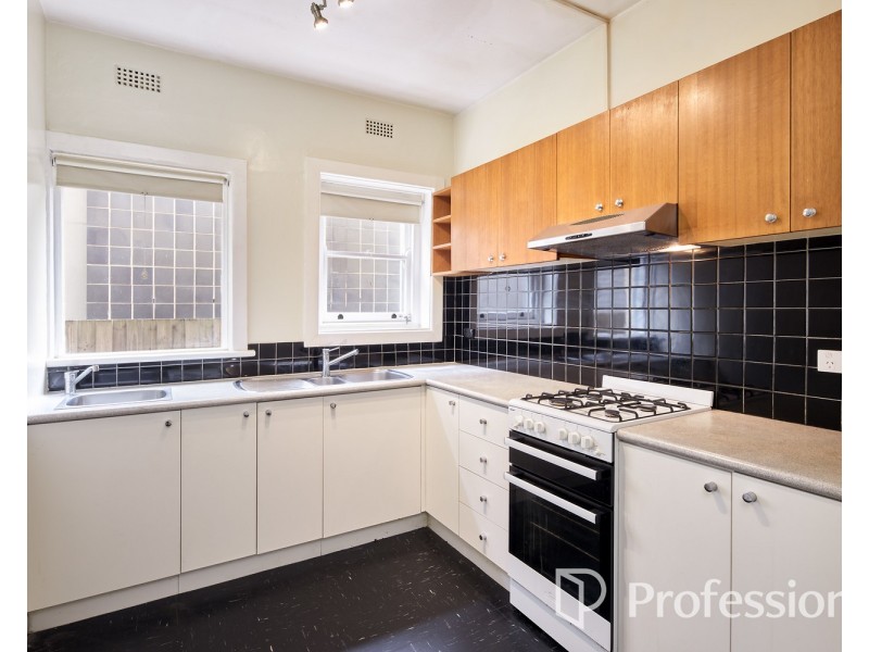 1/33 Kingsley Street, Elwood VIC 3184