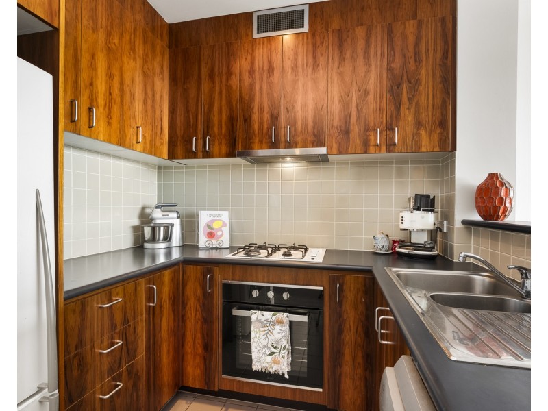 42/64 Fitzroy Street, St Kilda VIC 3182