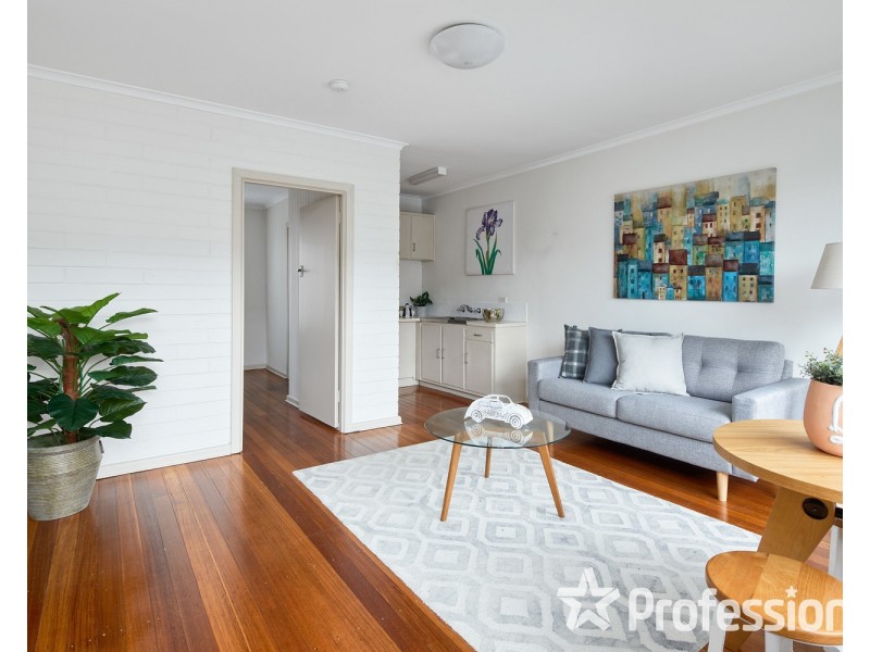 9/11 Toward Street, Murrumbeena VIC 3163