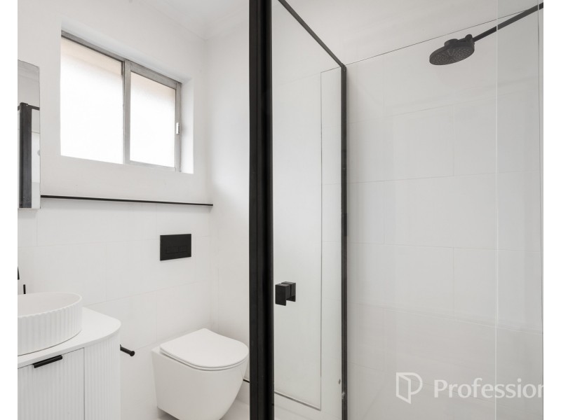 9/11 Toward Street, Murrumbeena VIC 3163