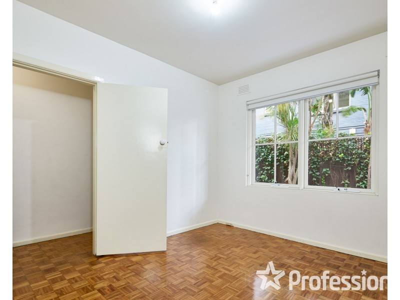 2/52 Hotham Street, St Kilda East VIC 3183