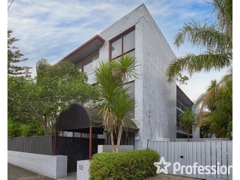 2/52 Hotham Street, St Kilda East VIC 3183