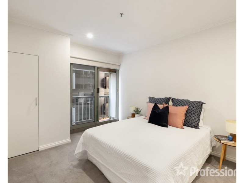 105/15 Queens Road, Melbourne VIC 3000