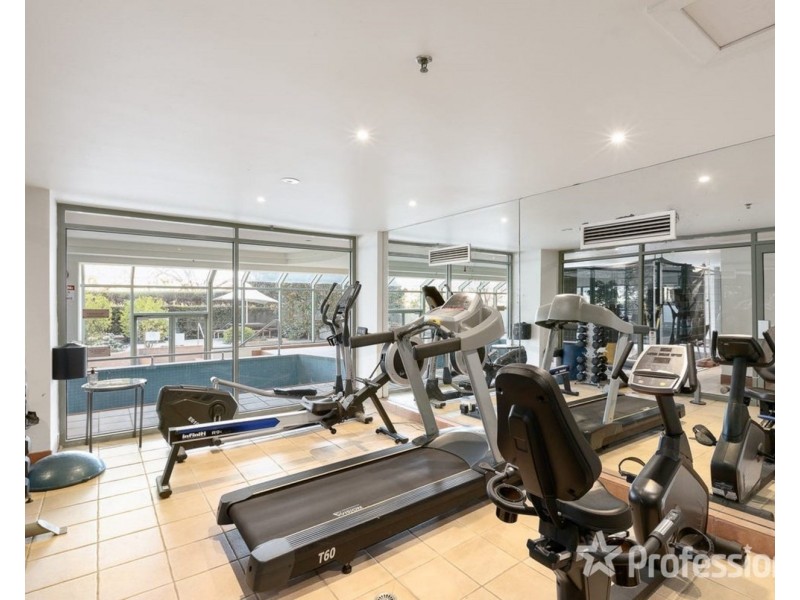 105/15 Queens Road, Melbourne VIC 3000