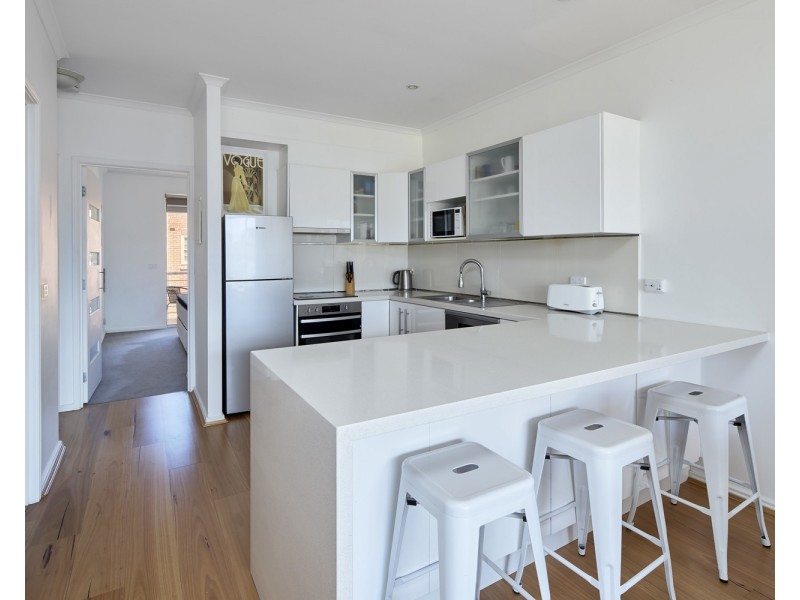 34/18-20 Esplanade, St Kilda VIC 3182