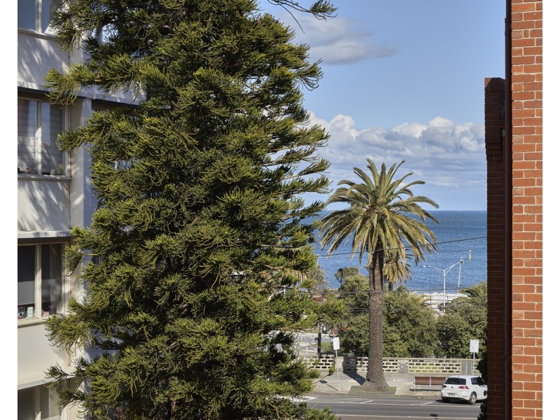 34/18-20 Esplanade, St Kilda VIC 3182
