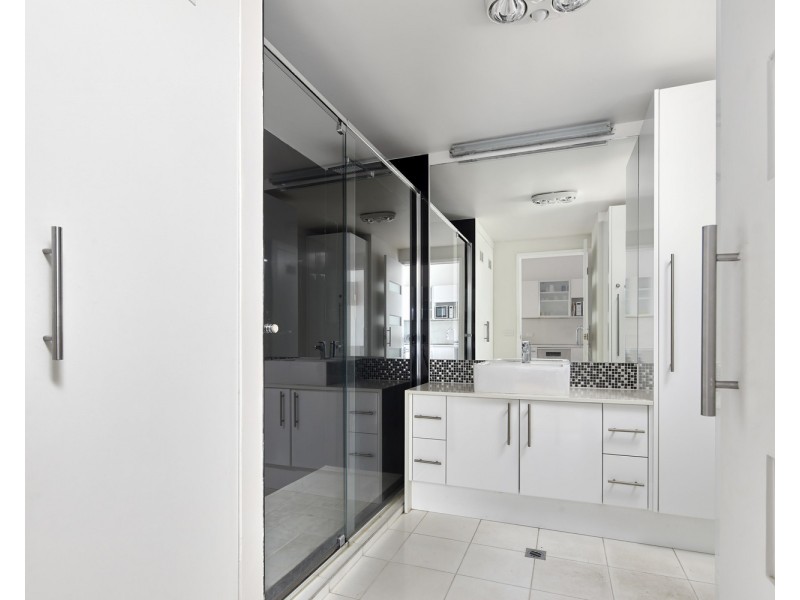 34/18-20 Esplanade, St Kilda VIC 3182