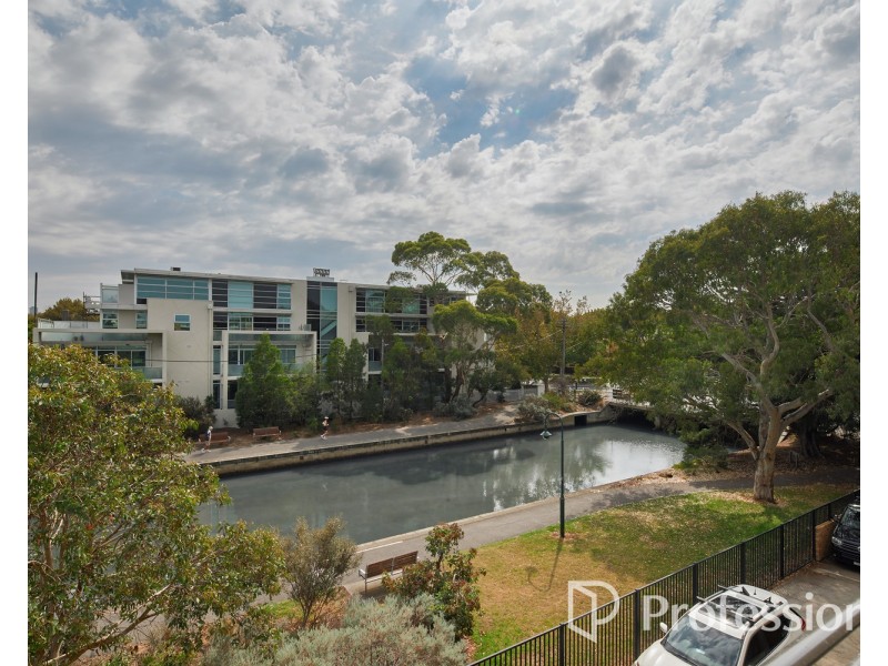 13/64 Broadway, Elwood VIC 3184