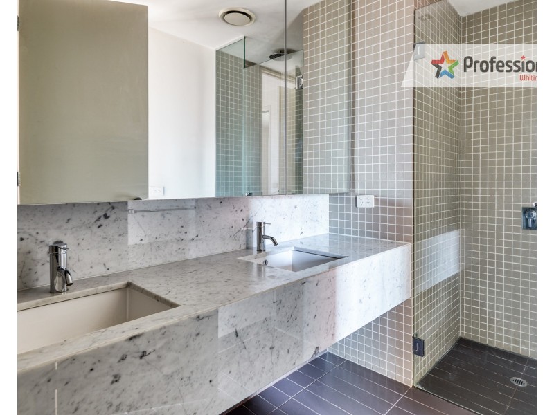 705/1 Roy Street, Melbourne VIC 3000