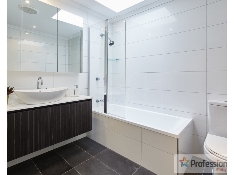 3/21 Green Street, Ivanhoe VIC 3079