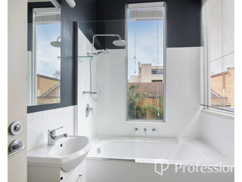 24/149 Fitzroy Street, St Kilda VIC 3182