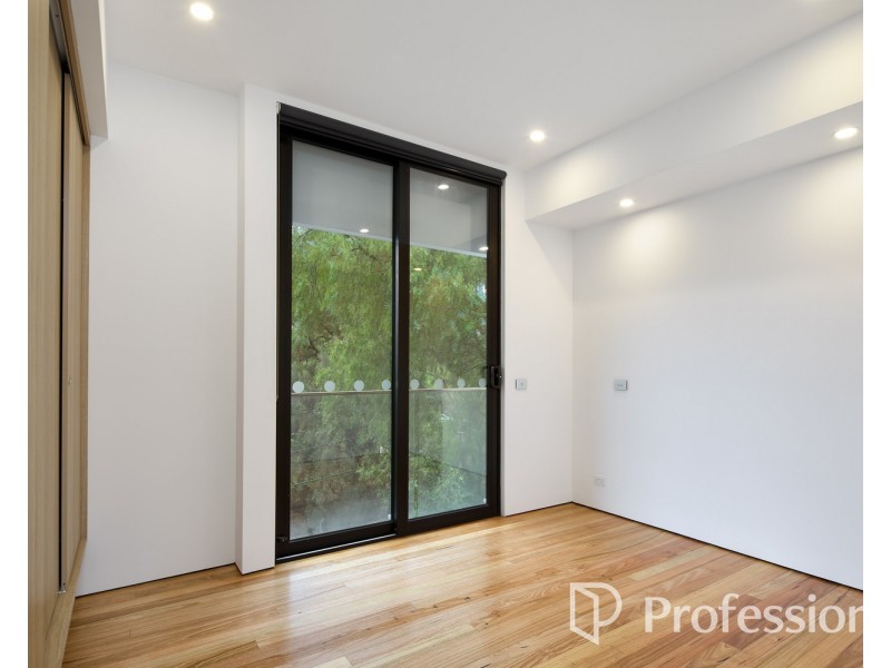 202/333 Ferrars Street, South Melbourne VIC 3205