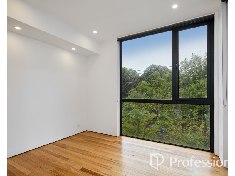 202/333 Ferrars Street, South Melbourne VIC 3205