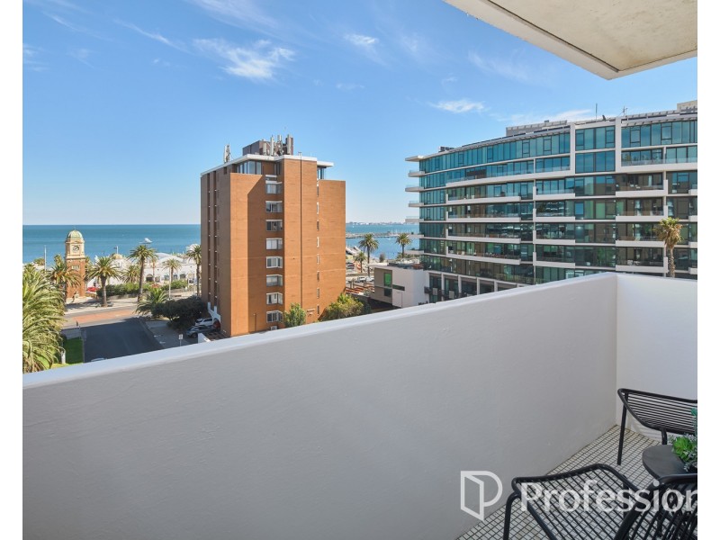 54/3 Alfred Square, St Kilda VIC 3182