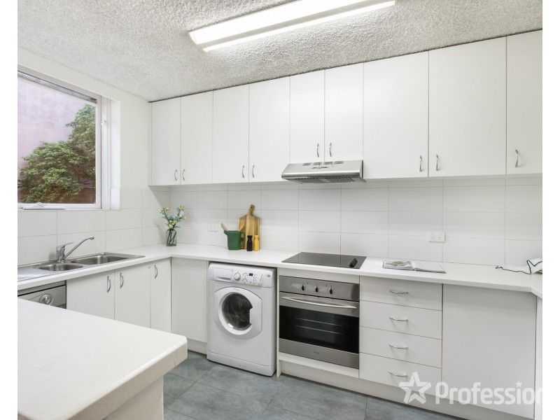 1/19-21 Dalgety Street, St Kilda VIC 3182