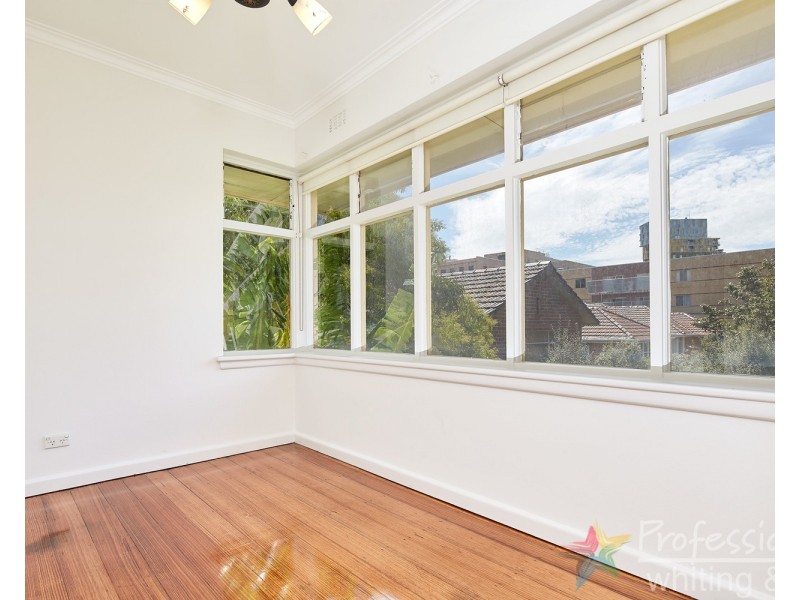 4/7 Woonsocket Court, St Kilda VIC 3182