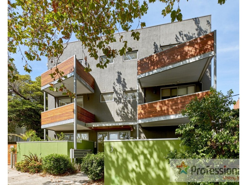 8/3 Charnwood Road, St Kilda VIC 3182