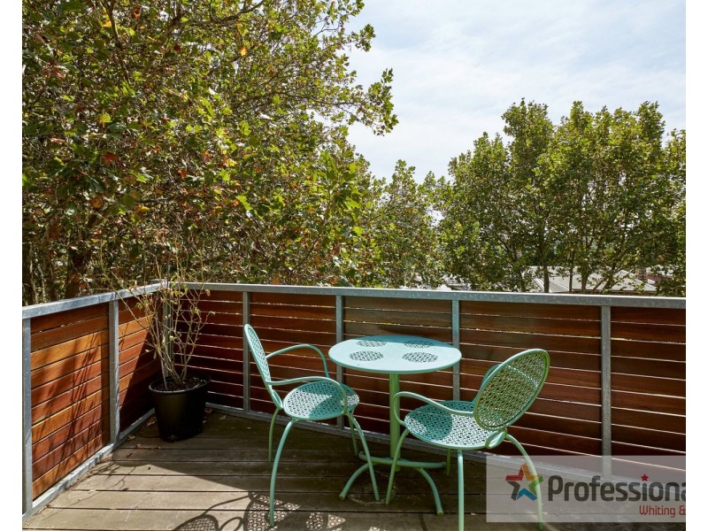 8/3 Charnwood Road, St Kilda VIC 3182